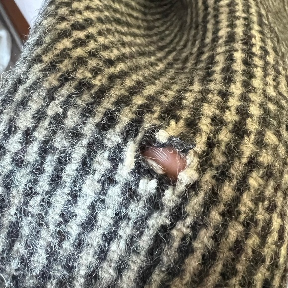 Vintage Cream and Black Checkered Wool Coat - Picture 5 of 6